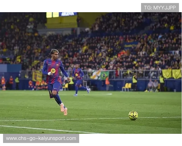 弗里克带领巴萨，场均3球进攻风暴席卷欧洲赛场，冠军欧洲巴萨逆转巴黎